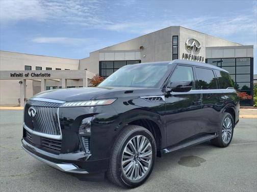 2025 INFINITI QX80 Luxe