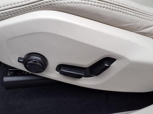 2019 Volvo XC90 T6 Inscription