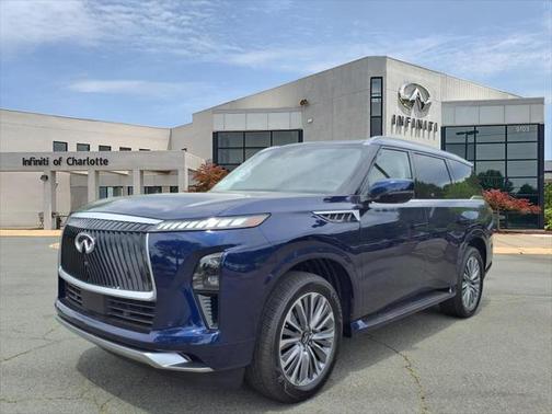 2025 INFINITI QX80 Luxe