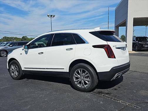 2023 Cadillac XT5 Premium Luxury
