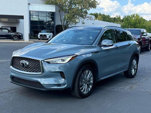 2024 INFINITI QX50 LUXE