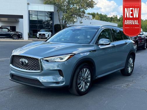 2024 INFINITI QX50 LUXE