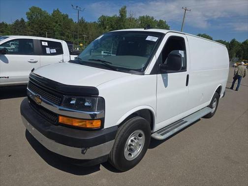 2024 Chevrolet Express 2500 RWD 2500 Regular Wheelbase WT