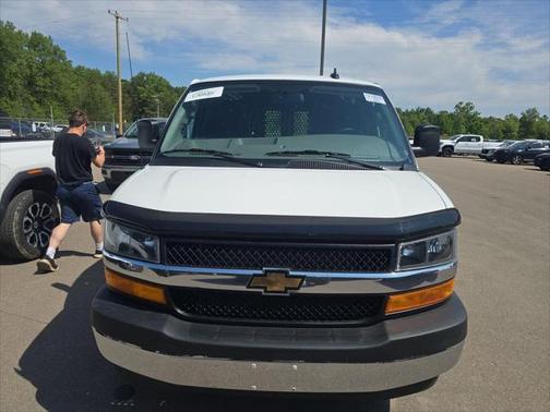 2024 Chevrolet Express 2500 RWD 2500 Regular Wheelbase WT
