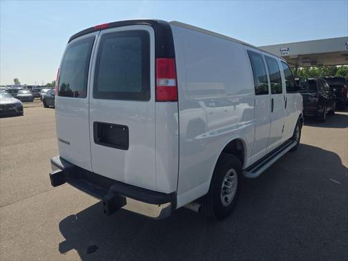 2024 Chevrolet Express 2500 RWD 2500 Regular Wheelbase WT