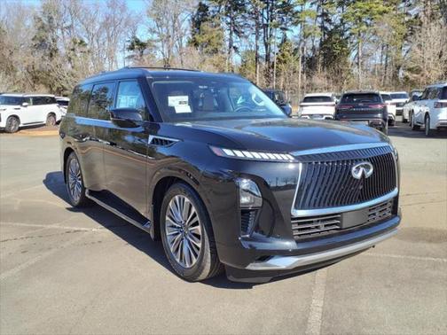 2025 INFINITI QX80 SENSORY AWD