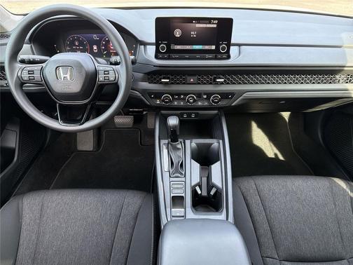 Platinum White Pearl 2025 Honda Accord SE