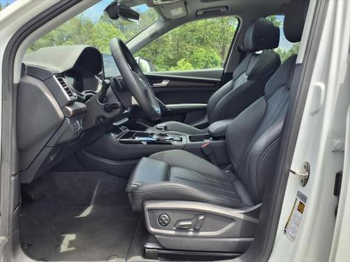 2024 Audi Q5 45 S line Premium Plus
