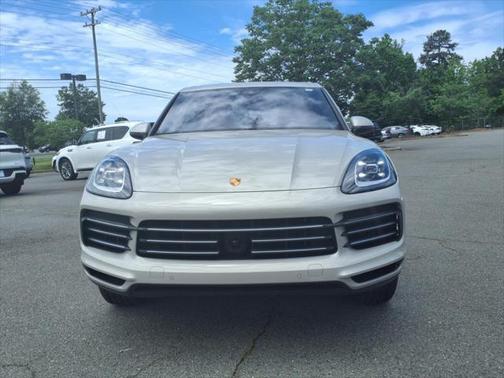 2022 Porsche Cayenne E-Hybrid S