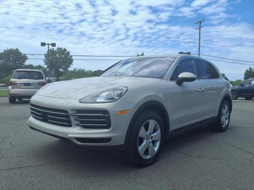 2022 Porsche Cayenne E-Hybrid S