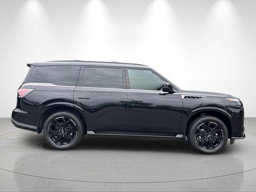 Mineral Black 2027 INFINITI QX80 SPORT