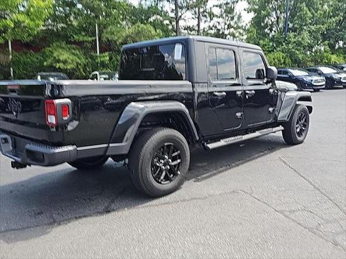 2022 Jeep Gladiator Altitude 4x4
