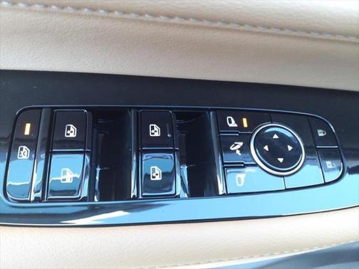 2025 INFINITI QX80 SENSORY AWD