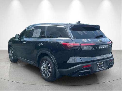 Mineral Black 2025 INFINITI QX60 Pure