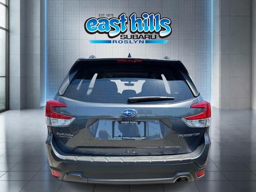 Magnetite Gray Metallic 2024 Subaru Forester Premium
