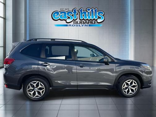 2023 Subaru Forester 2.5i Premium