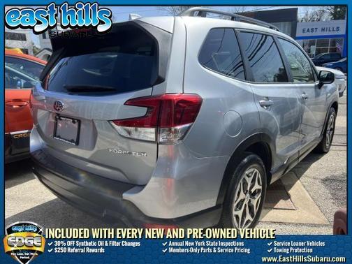 2022 Subaru Forester Premium