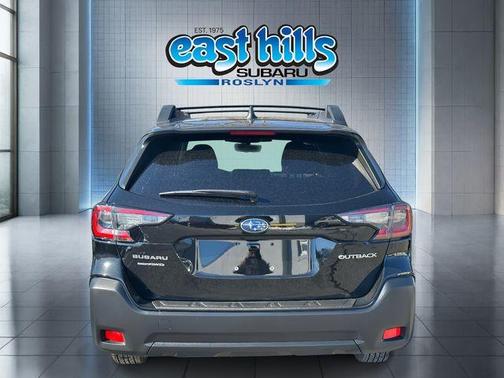 Crystal Black Silica 2025 Subaru Outback Premium