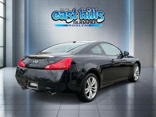 2009 INFINITI G37x Base