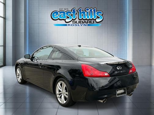 2009 INFINITI G37x Base