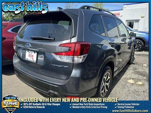 2022 Subaru Forester Premium