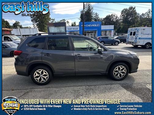 2022 Subaru Forester Premium
