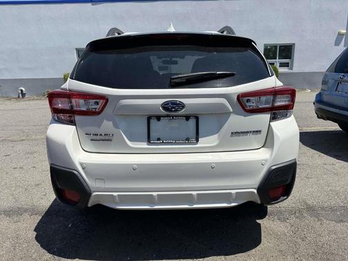 Crystal White Pearl 2019 Subaru Crosstrek 2.0i Limited