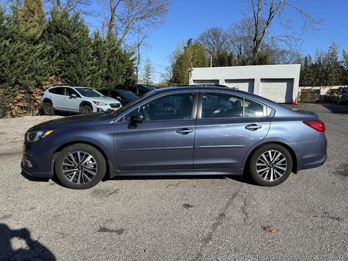 2018 Subaru Legacy 2.5i Premium