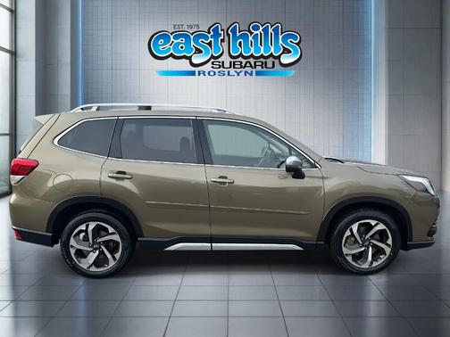2023 Subaru Forester 2.5i Touring