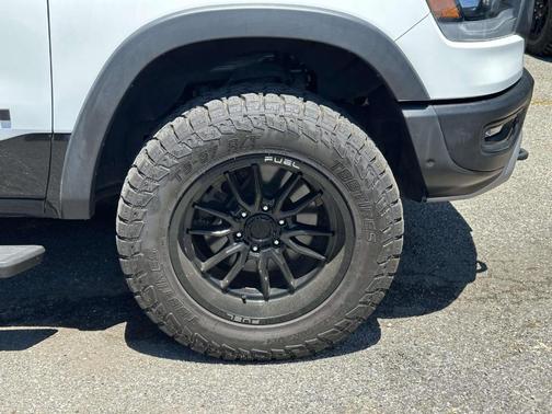 Bright White Clearcoat 2020 RAM 1500 Rebel