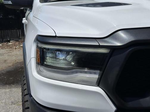 Bright White Clearcoat 2020 RAM 1500 Rebel