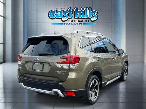 2023 Subaru Forester Touring