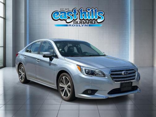 Ice Silver Metallic 2017 Subaru Legacy 3.6R Limited