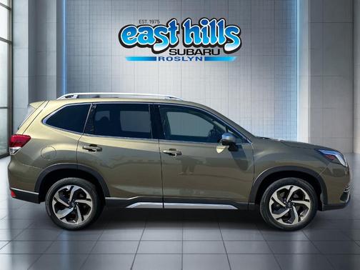 Autumn Green Metallic 2023 Subaru Forester Touring