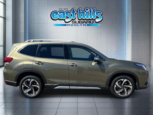 2023 Subaru Forester Touring