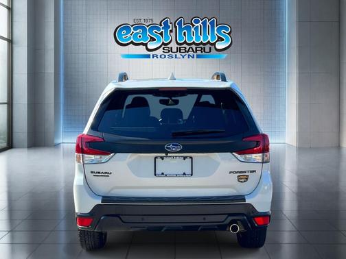 Crystal White Pearl 2022 Subaru Forester Wilderness