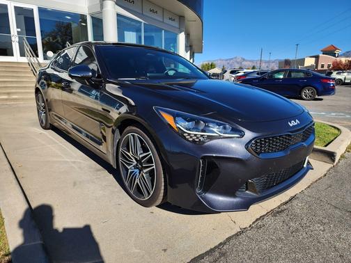 2022 Kia Stinger GT2
