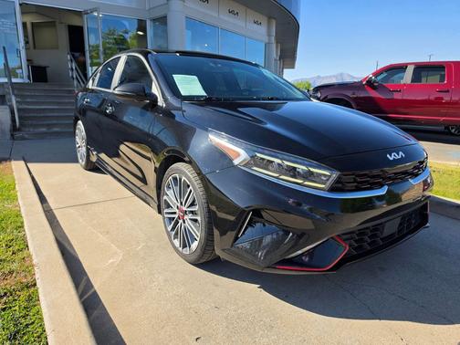 Aurora Black 2023 Kia Forte GT
