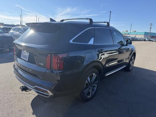 2022 Kia Sorento Plug-In Hybrid SX
