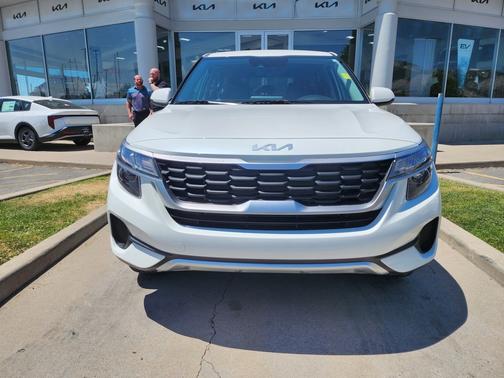 2023 Kia Seltos LX