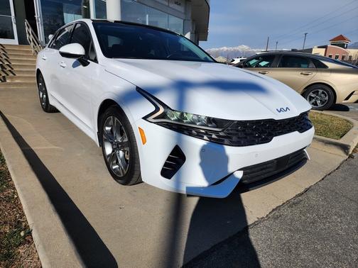 2023 Kia K5 EX