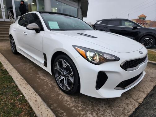 2021 Kia Stinger GT-Line