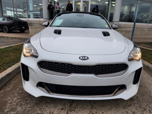 2021 Kia Stinger GT-Line