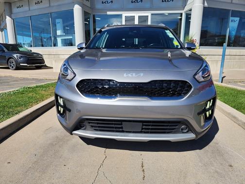 2022 Kia Niro Plug-In Hybrid EX