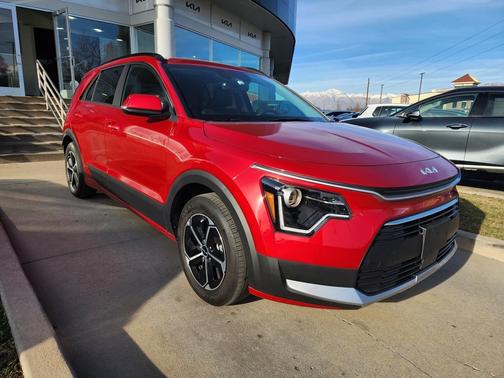 2023 Kia Niro EX