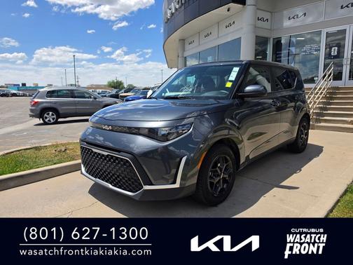 Gray 2024 Kia Soul S