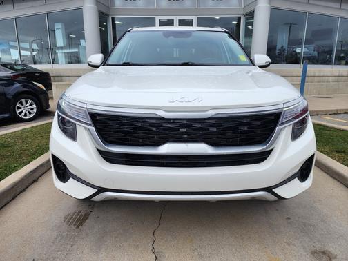 2023 Kia Seltos S