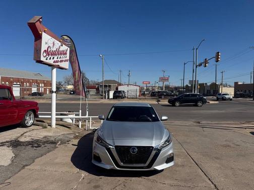 2021 Nissan Altima 2.5 SV