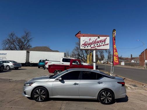 2021 Nissan Altima 2.5 SV