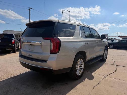 PEARL 2021 GMC Yukon SLT
